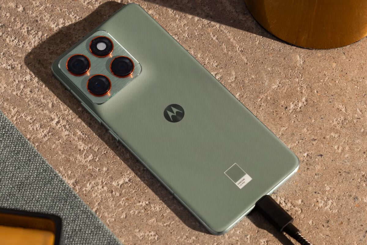 Motorola Edge 70 Fusion Leaks Reveal Design, Colors, and Full Specifications